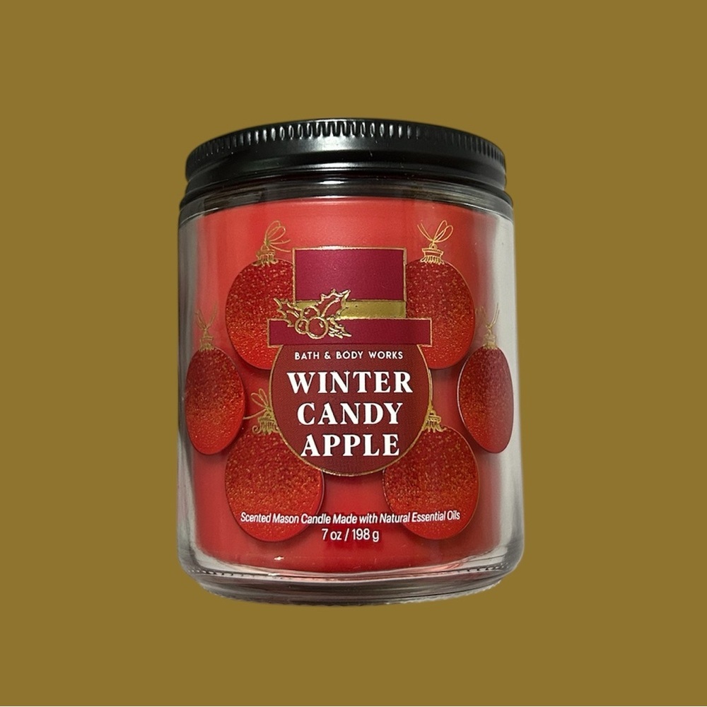 Bath and Body Works Winter Candy Apple Scented Candle